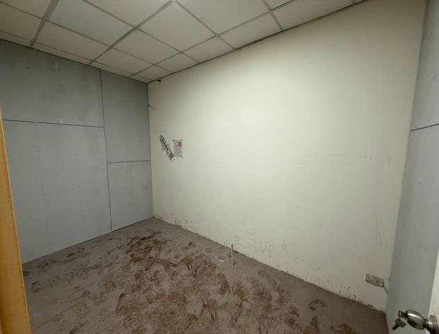 新北土城法拍店面-8