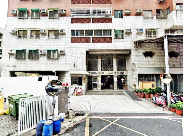 東區崇信街宏總新中國