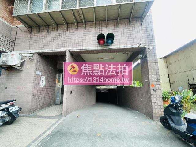 新北板橋法拍華廈-9