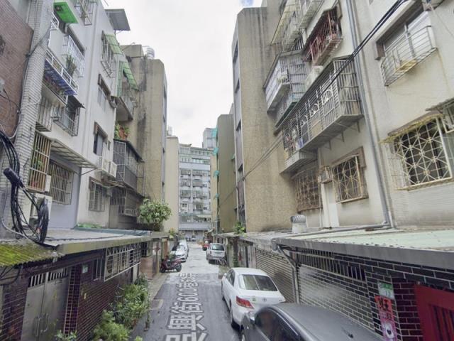 信義區公寓法拍-1