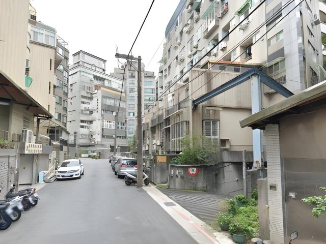 內湖大樓法拍-2