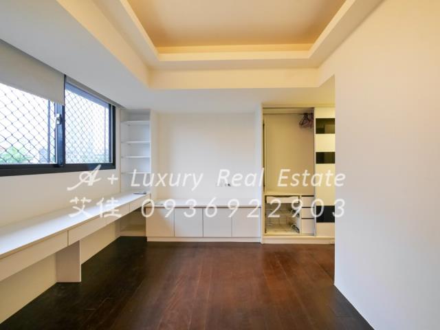 卡納琳花園名廈