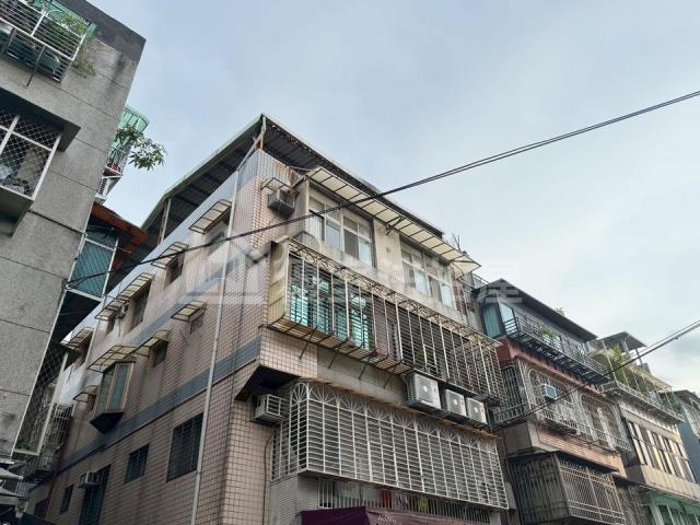 台北松山公寓法拍-1