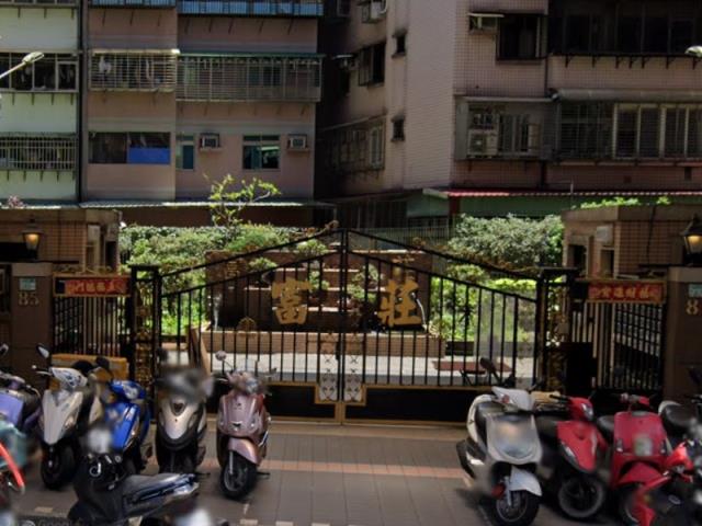 蘆洲法拍大樓-9