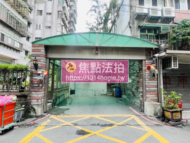 新北板橋拍賣大樓-8