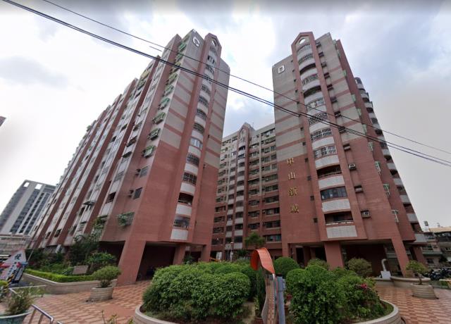 鳳山法拍大樓-4