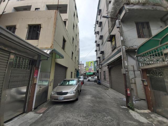 高雄三民區拍賣透天-5