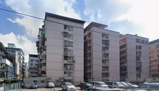 新莊拍賣華廈-3