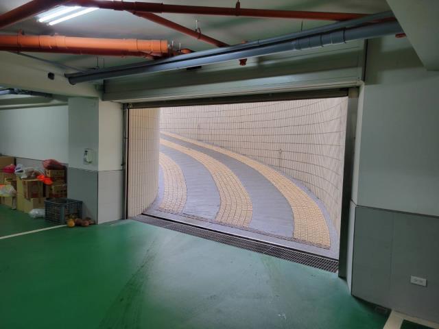 林口交流道大電梯別墅