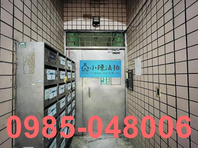 新北新莊法拍華廈-5