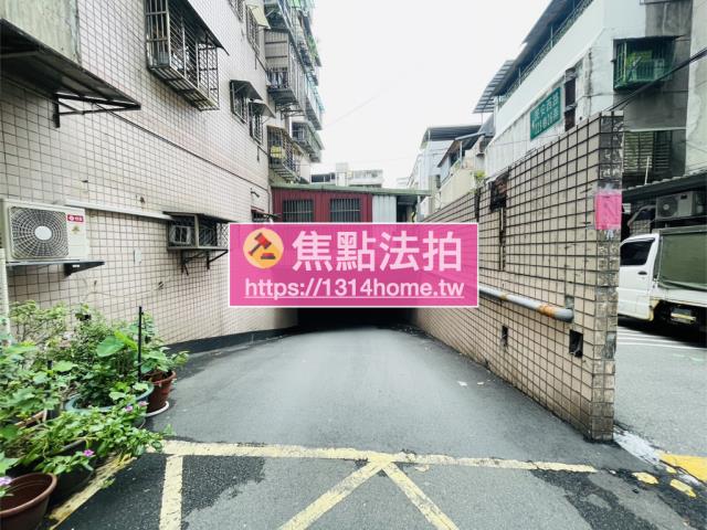 新莊法拍大樓-11