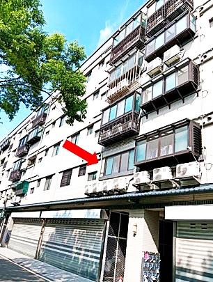 湖口鄉新生路三房車位