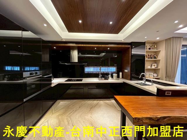 台南安平透天-11