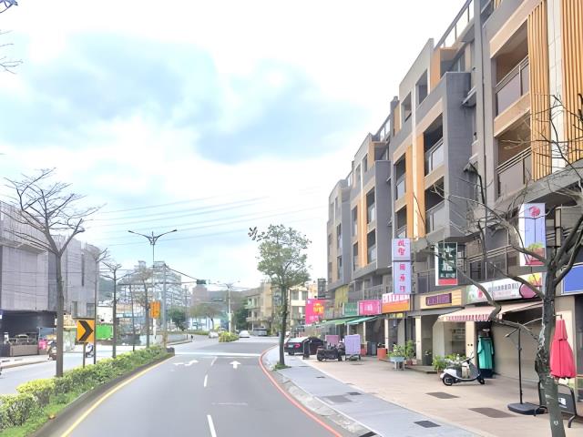 安樂區拍賣透天-6