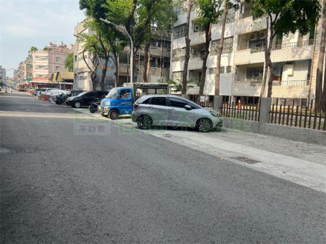 高雄小港公寓-11