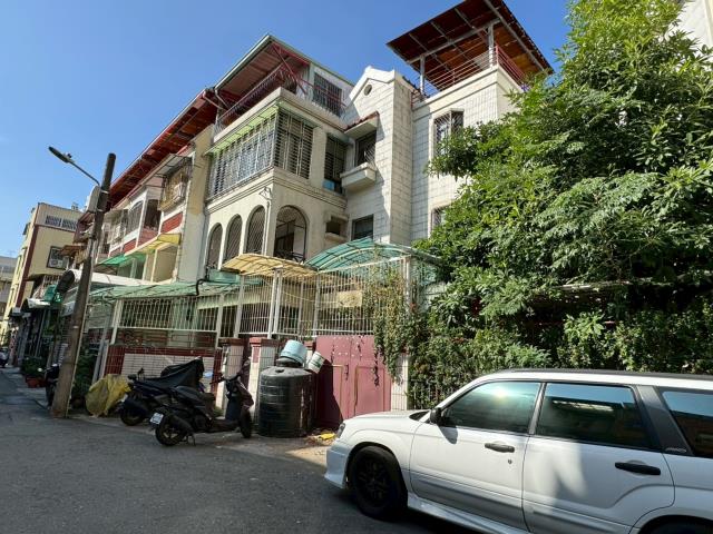 高雄楠梓法拍透天-4