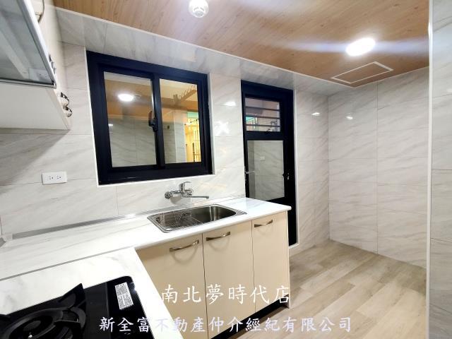 台南北區華廈-7