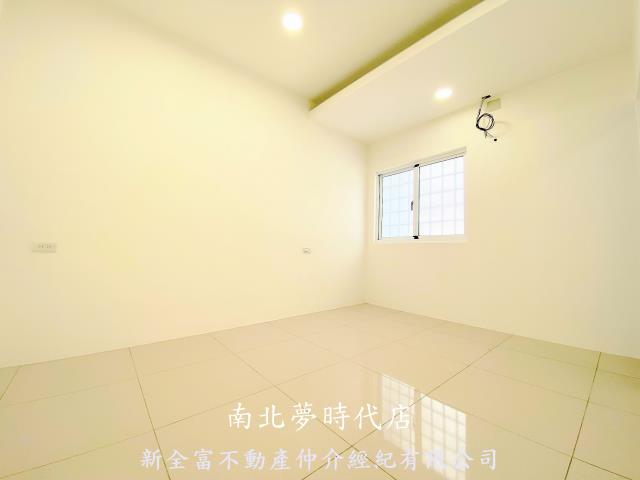 台南南區透天-8