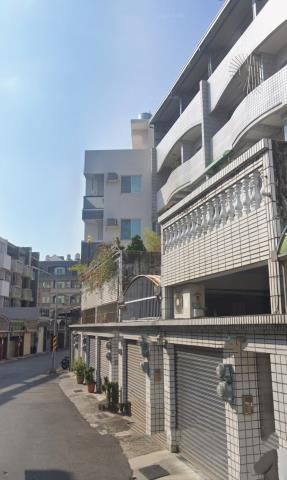 台南東區拍賣透天-7