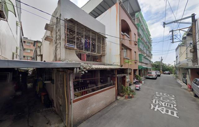 鶯歌透天法拍-1