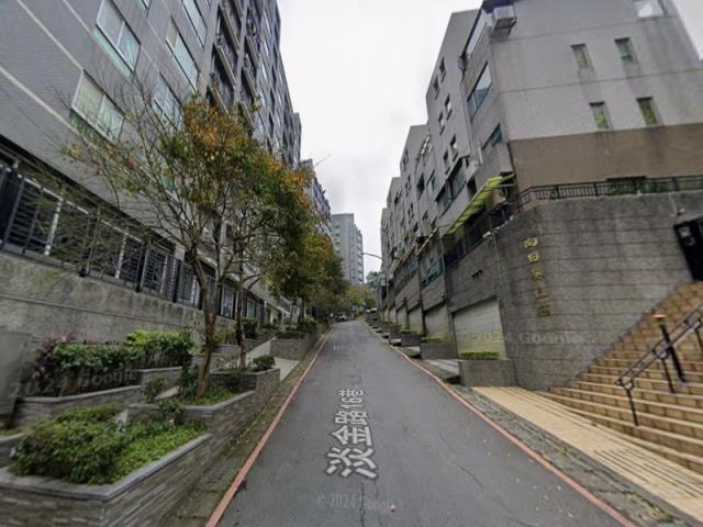 新北淡水法拍透天-3