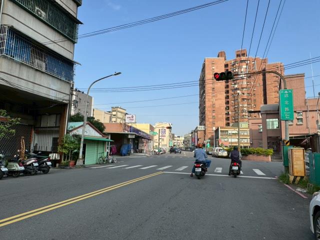 小港法拍公寓-5