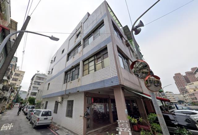 苓雅透天法拍-12