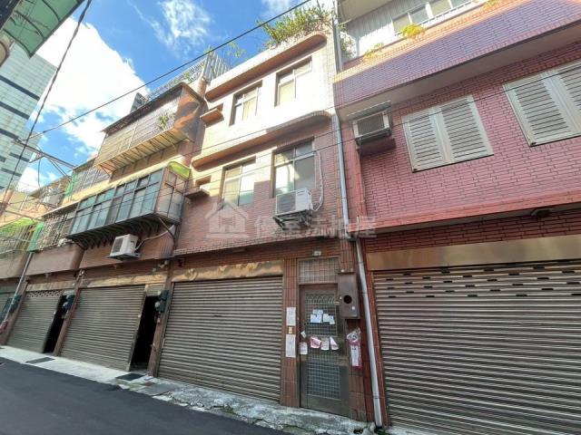 鶯歌法拍透天-4