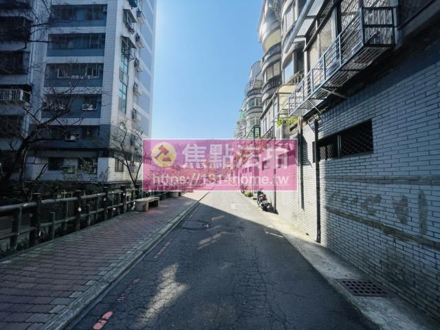 新北新店法拍大樓-12