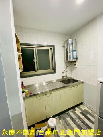 台南中西區公寓-10