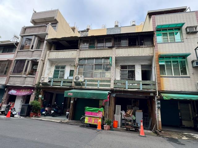 高雄前鎮法拍透天-7