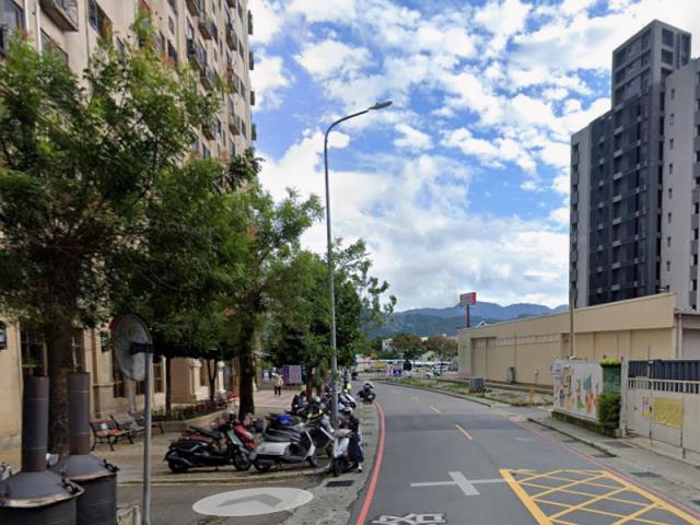 三峽拍賣大樓-2