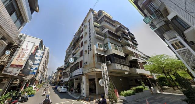 高雄苓雅拍賣大樓-3