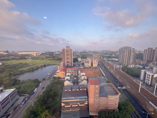 中壢過嶺景觀2房車位