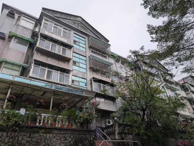 新北新店公寓法拍-1