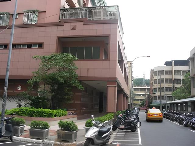 新北中和大樓法拍-7