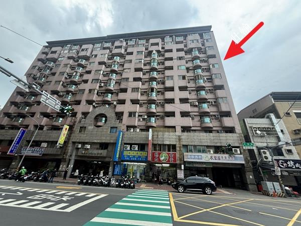 桃園拍賣大樓-2