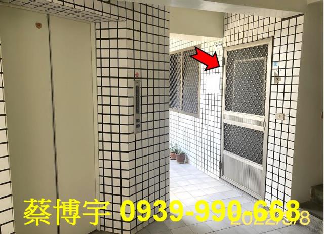 吳鳳南路碧富邑法拍屋