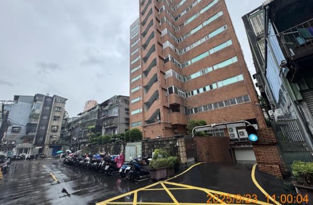 板橋法拍大樓-8