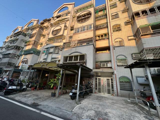 高雄岡山大樓拍賣-8