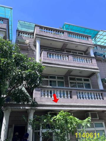 桃園龜山法拍透天-1