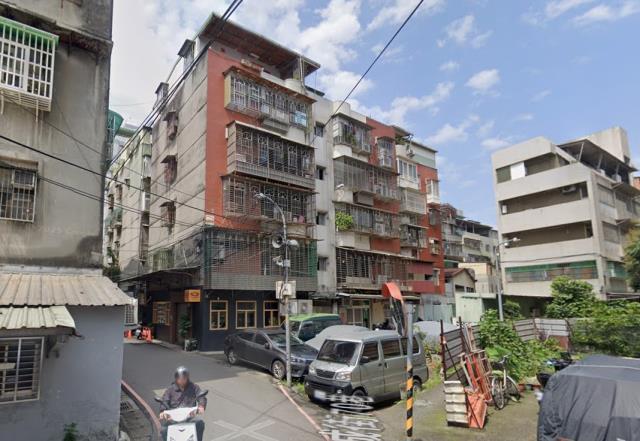 新北新莊法拍公寓-4