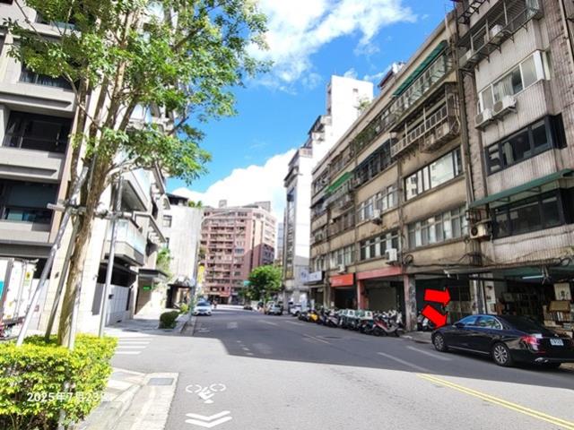 台北中正區拍賣一樓-4