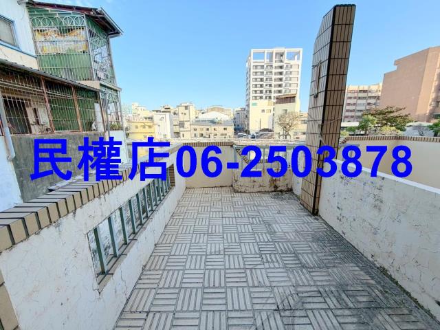 台南中西區透天-11