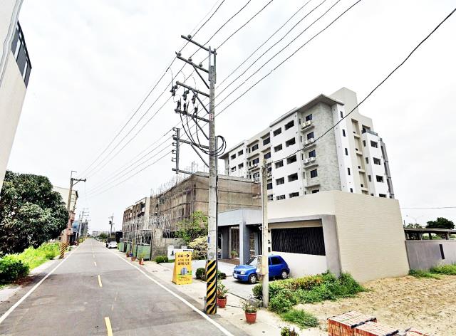 學甲區裕農街兩房平車