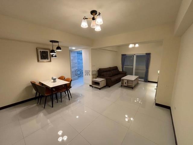 高雄新興區大樓-2