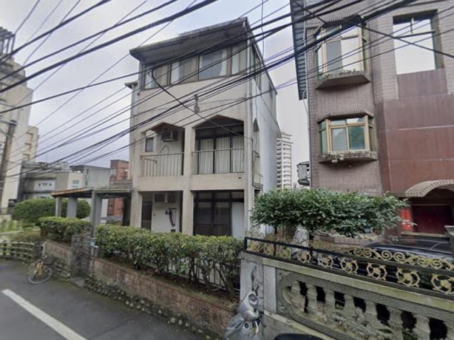 新北汐止透天法拍-1