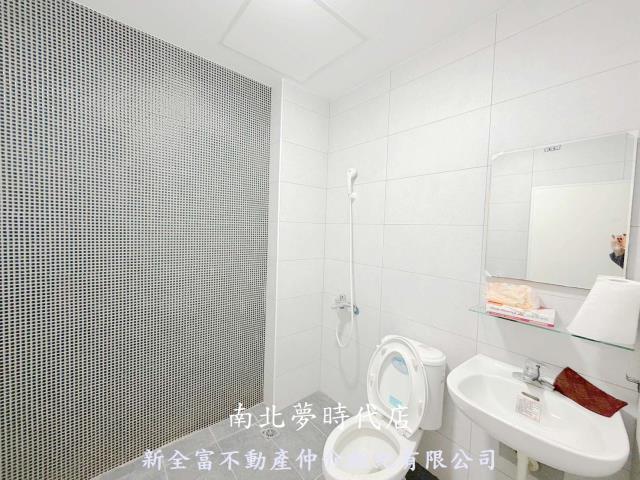 台南中西區透天-11