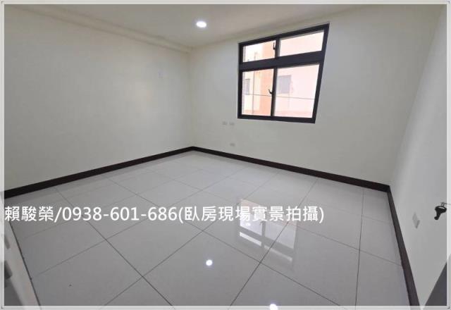 中壢體育園區邊間透天