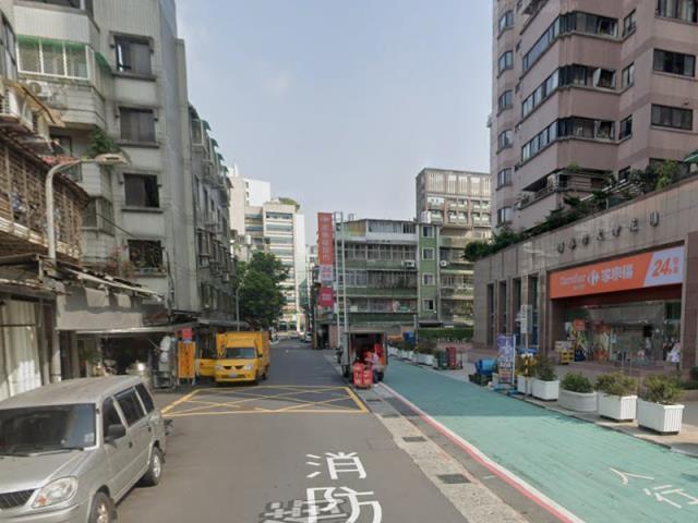 台北文山區法拍大樓-8